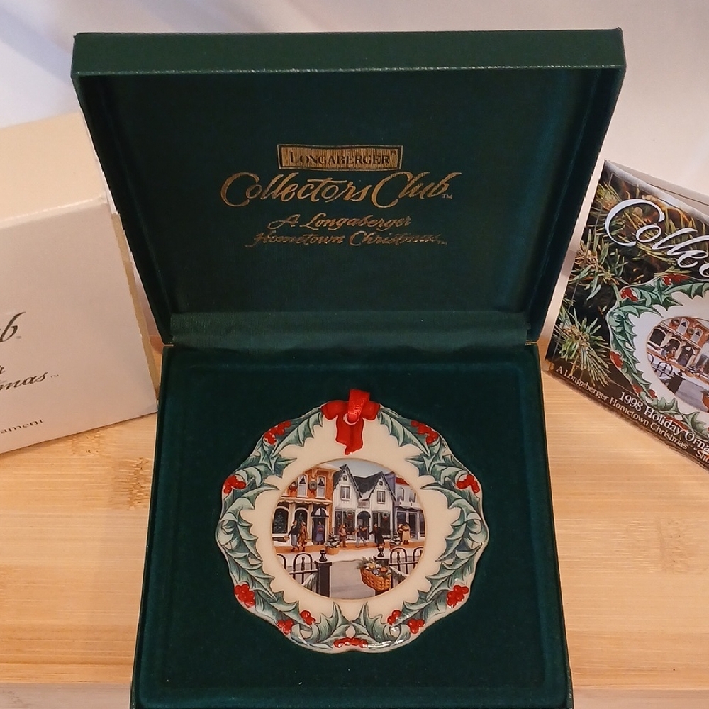 Longaberger Collector's Club Ornament Shopping On Main Street 1998